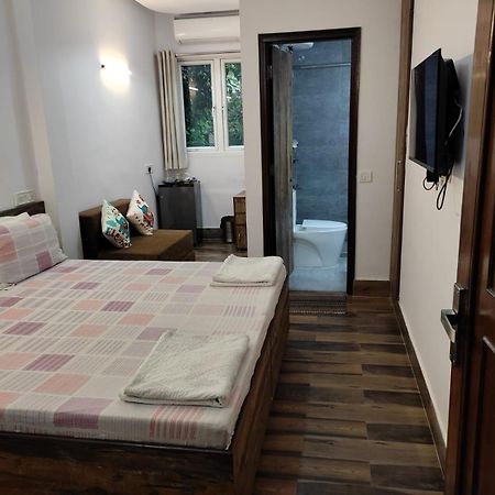 Tatvamasi Homestay New Delhi Luaran gambar