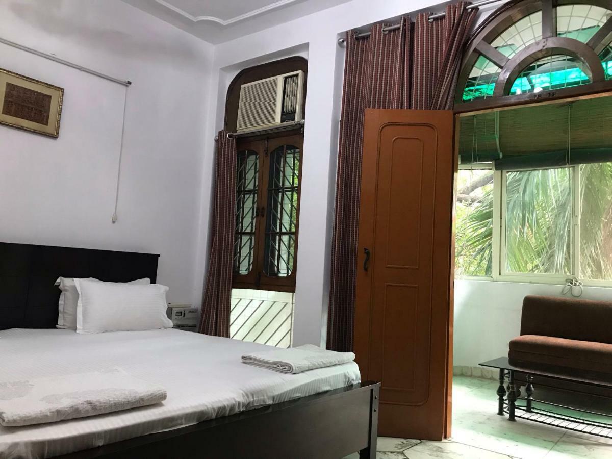 Tatvamasi Homestay New Delhi Luaran gambar